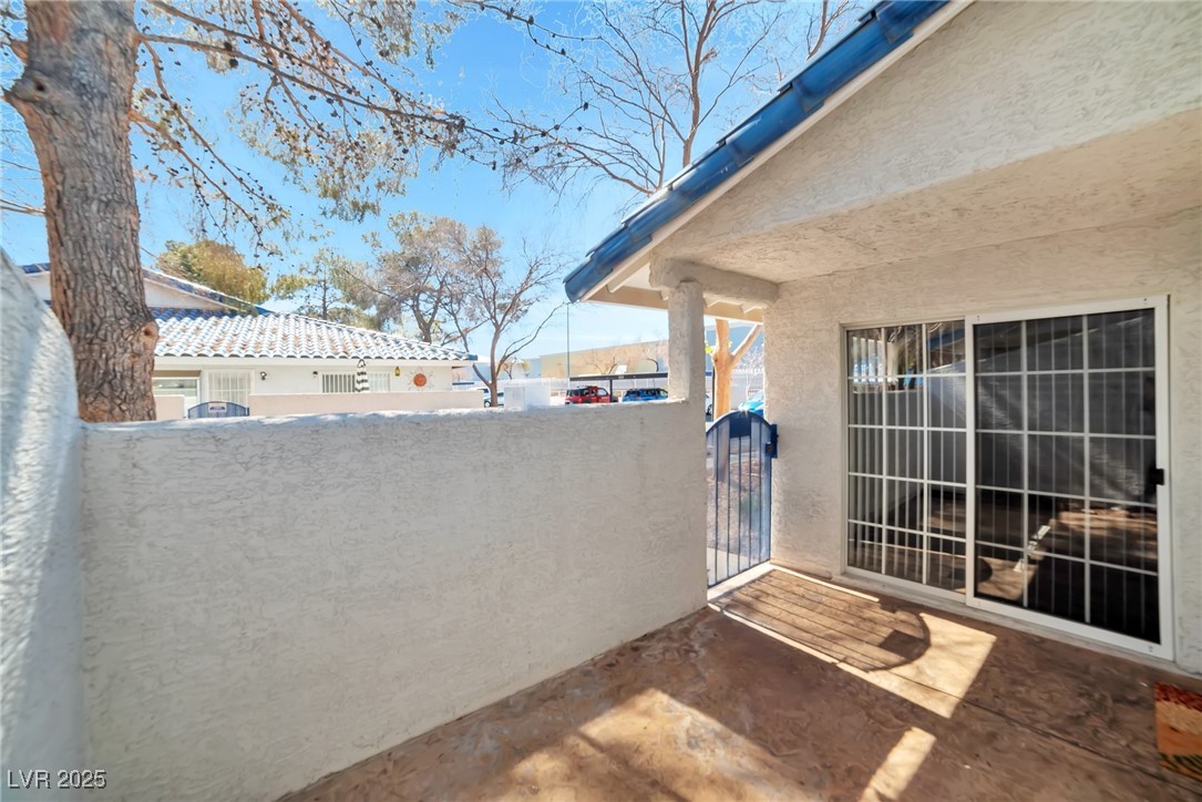 2110 Bavington Drive C Property Photo 3