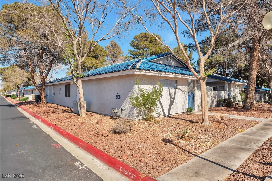 2110 Bavington Drive C Property Photo 24