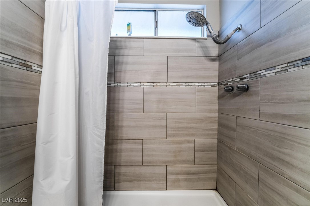 608 Cragin Park Drive Property Photo 25