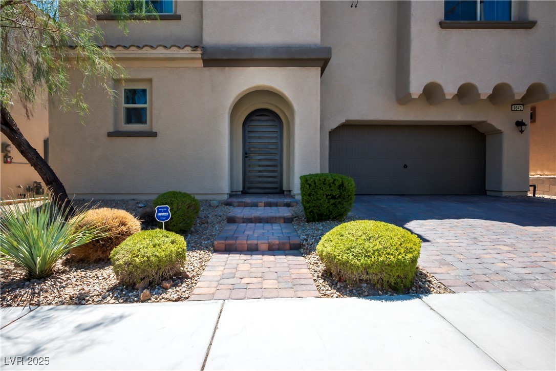 9643 Ponderosa Skye Court Property Photo 4