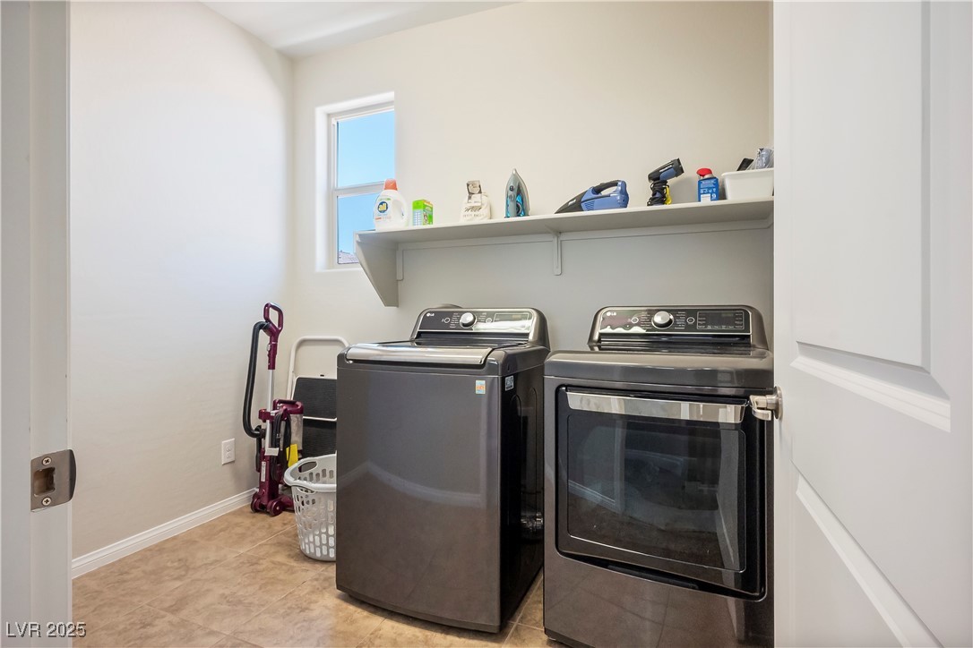 9643 Ponderosa Skye Court Property Photo 27