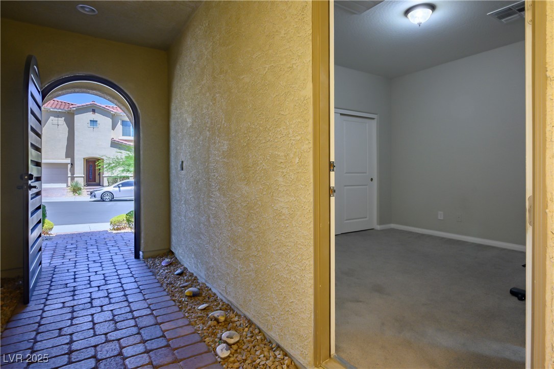 9643 Ponderosa Skye Court Property Photo 35