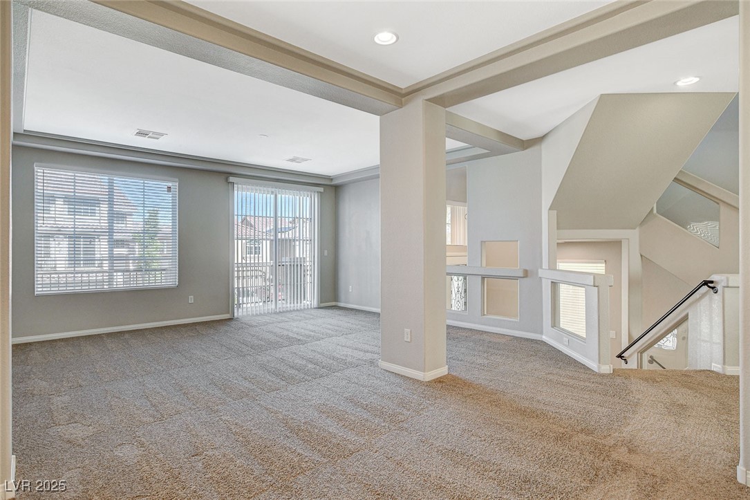 5309 Tartan Hill Avenue Property Photo 4