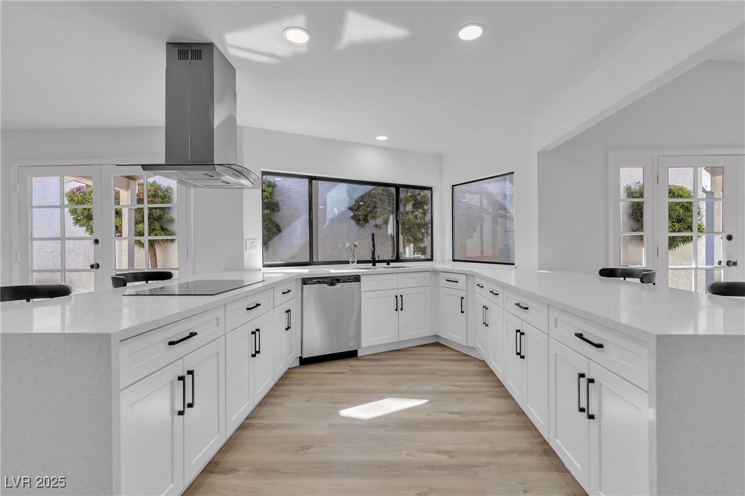 2108 Plaza Del Dios Property Photo 8