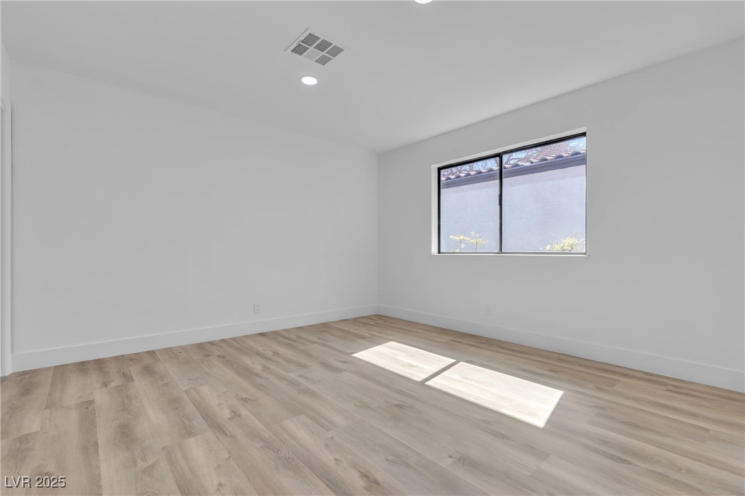 2108 Plaza Del Dios Property Photo 28