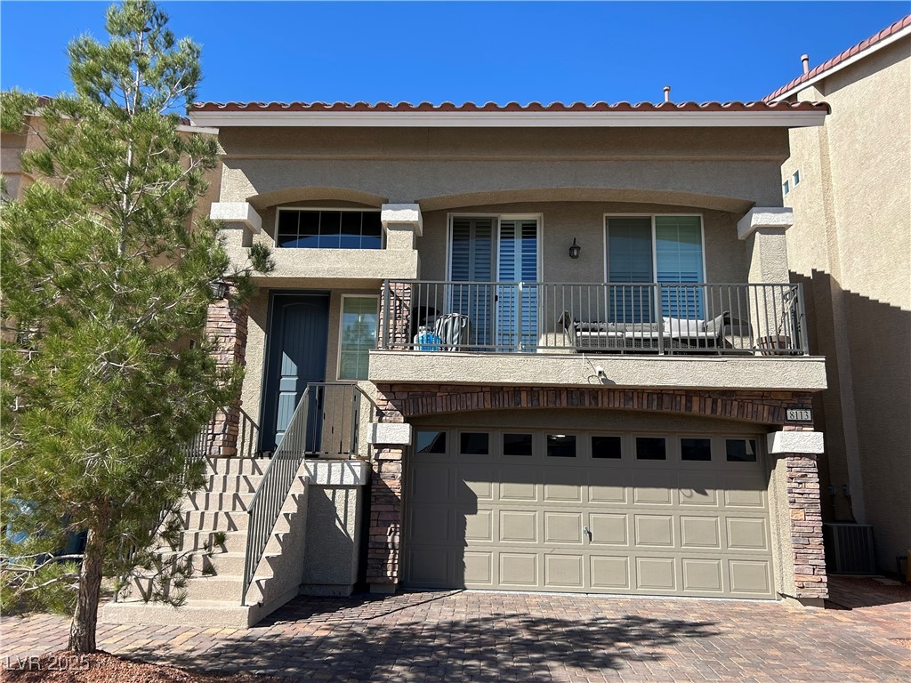 8113 Mineola Palms Street Property Photo 1