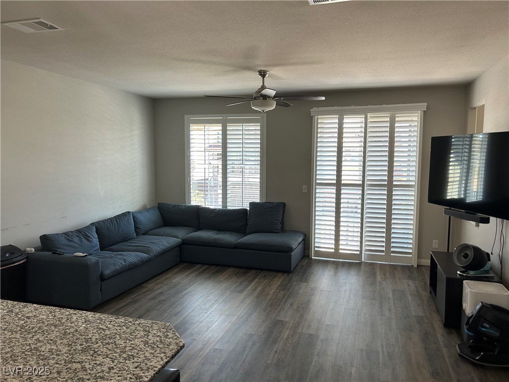 8113 Mineola Palms Street Property Photo 13