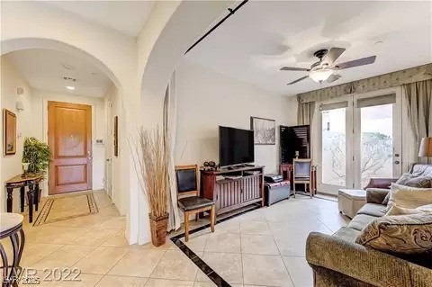 7 Avenza Drive Property Photo 9