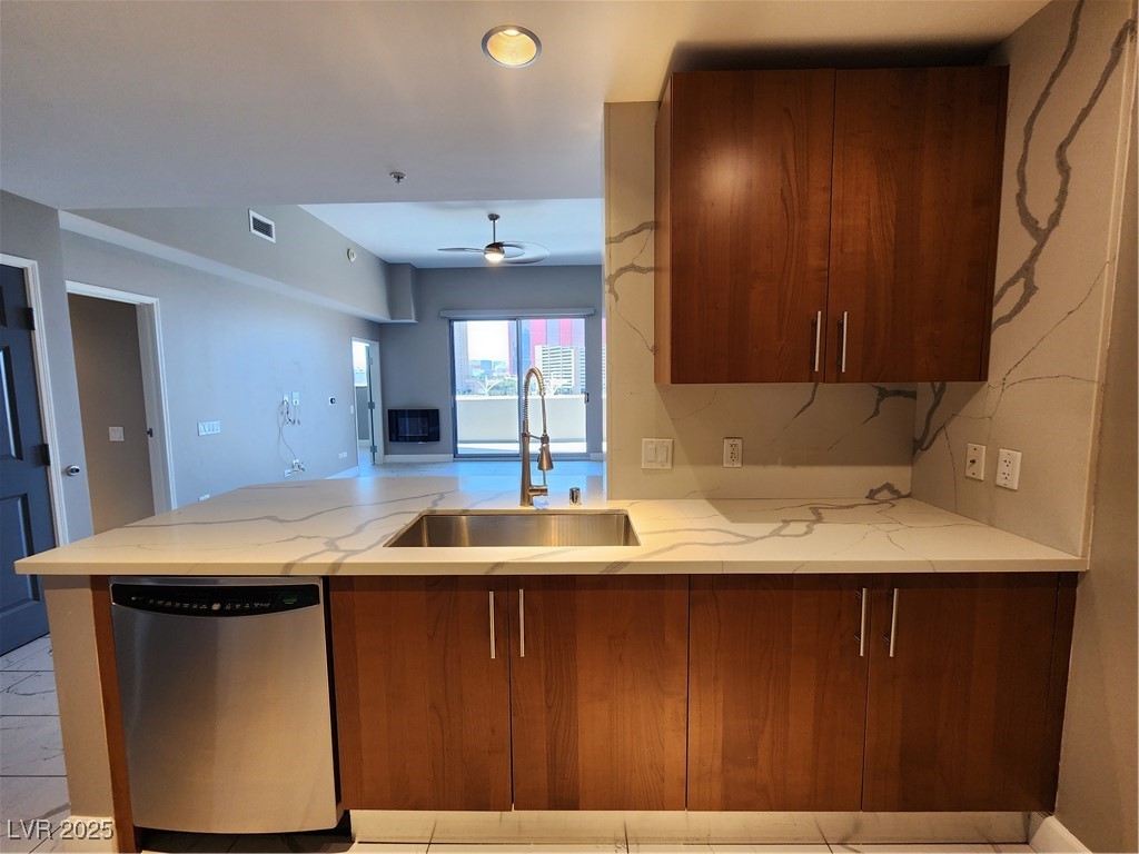 200 West Sahara Avenue 502 Property Photo 12