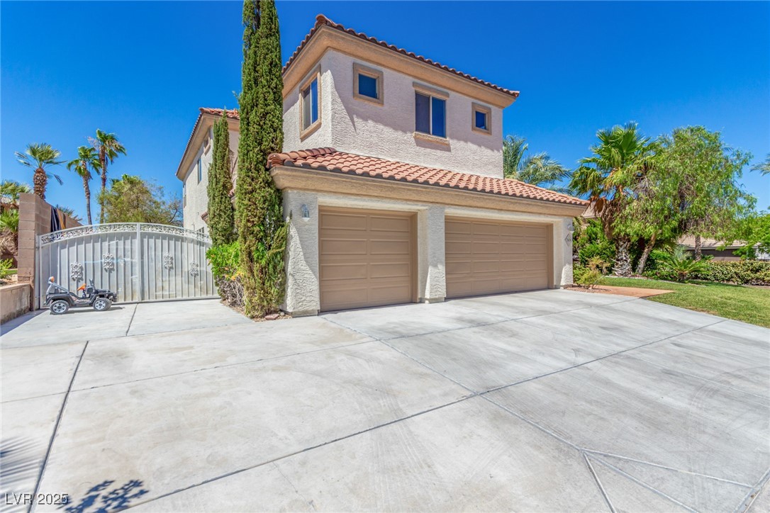 7808 Foothill Ash Avenue Property Photo 3