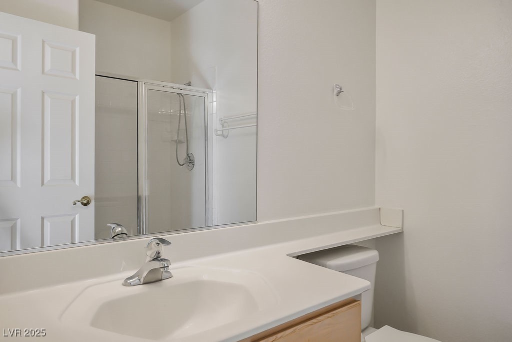 2204 Ambermill Court Property Photo 27