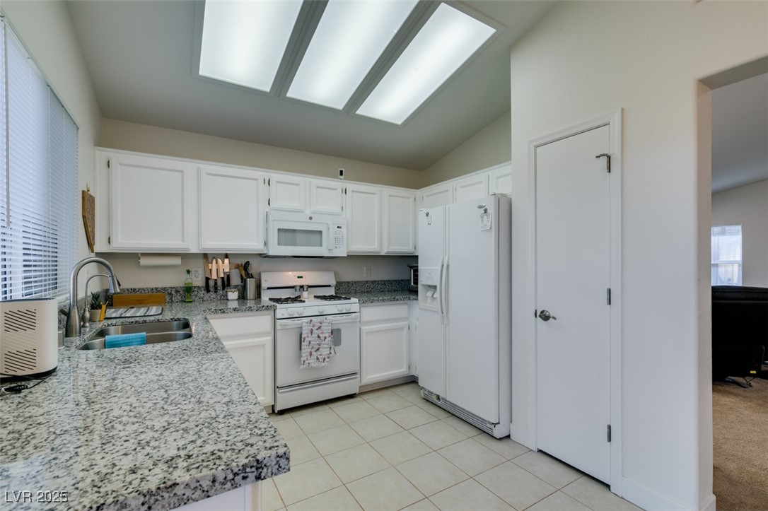 486 Dart Brook Place Property Photo 7