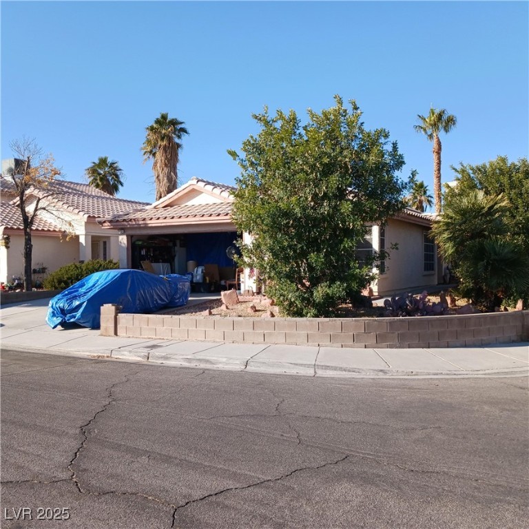 6903 Wineberry Drive Property Photo 1