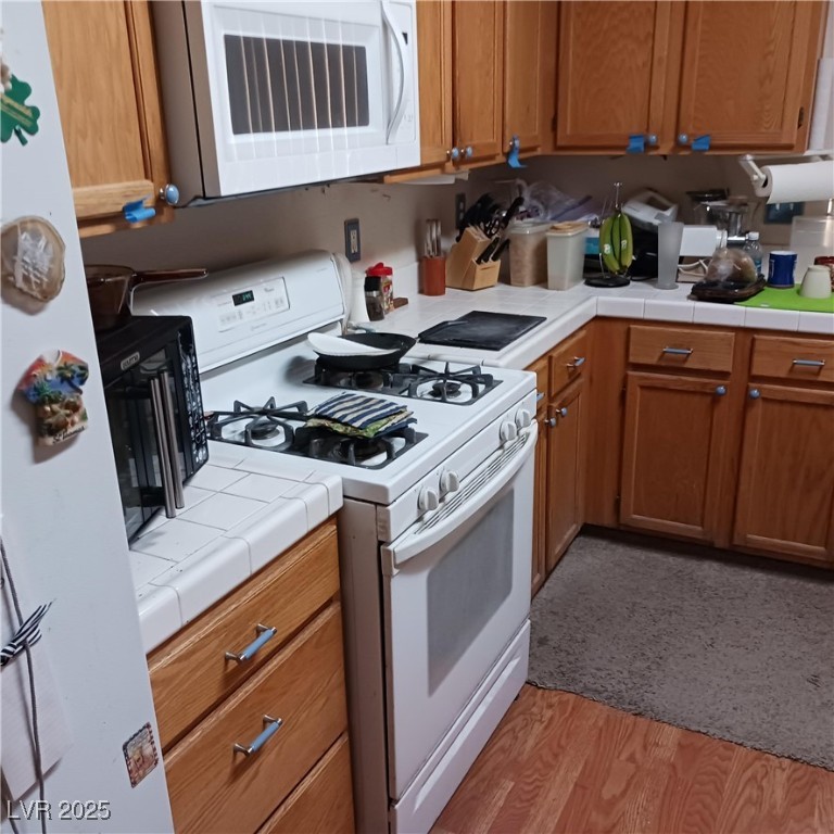 6903 Wineberry Drive Property Photo 3