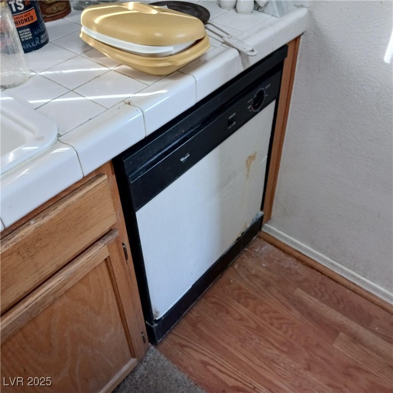 6903 Wineberry Drive Property Photo 7