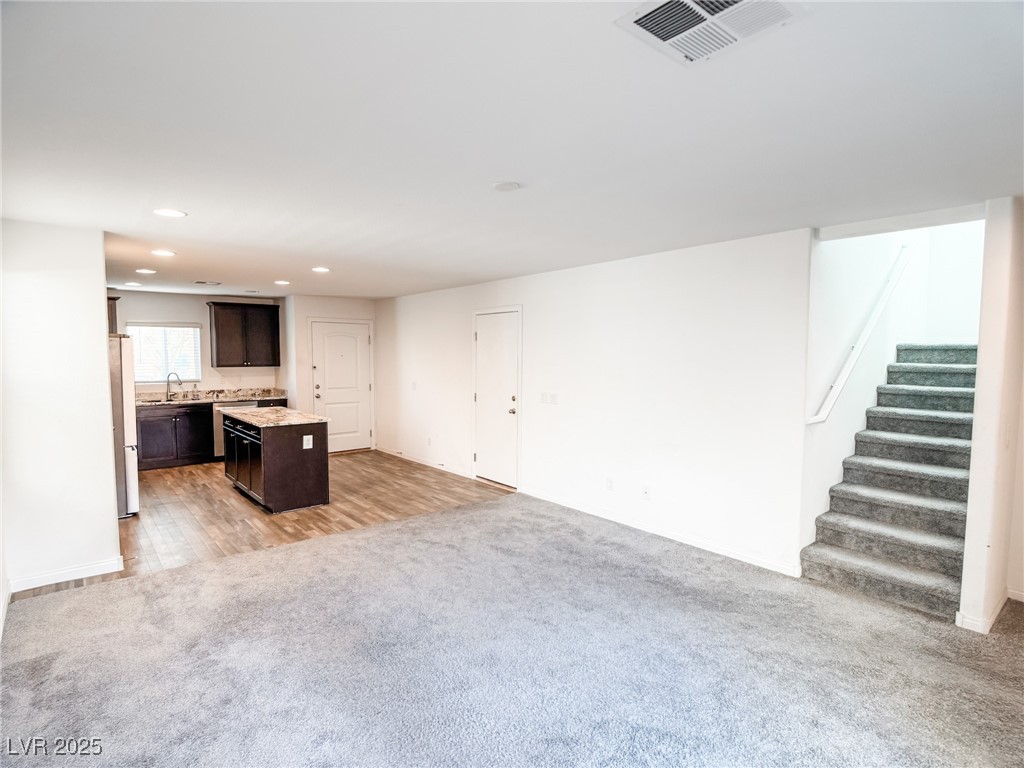 3860 Walnut Valley Avenue Property Photo 7