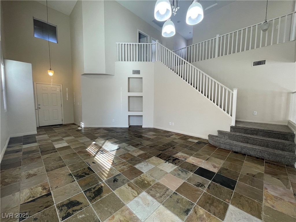 8812 Palm Creek Court Property Photo 3