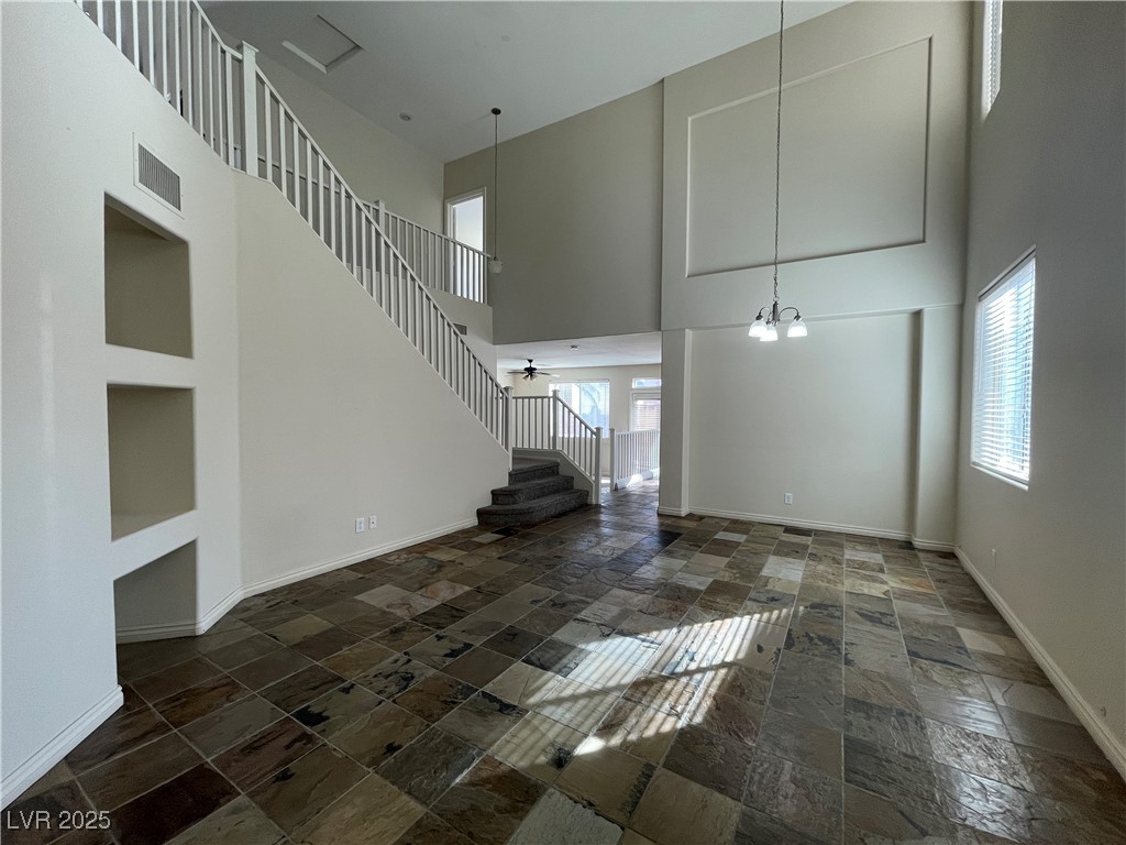 8812 Palm Creek Court Property Photo 4