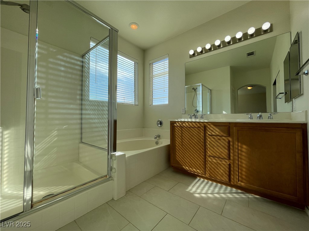 8812 Palm Creek Court Property Photo 20