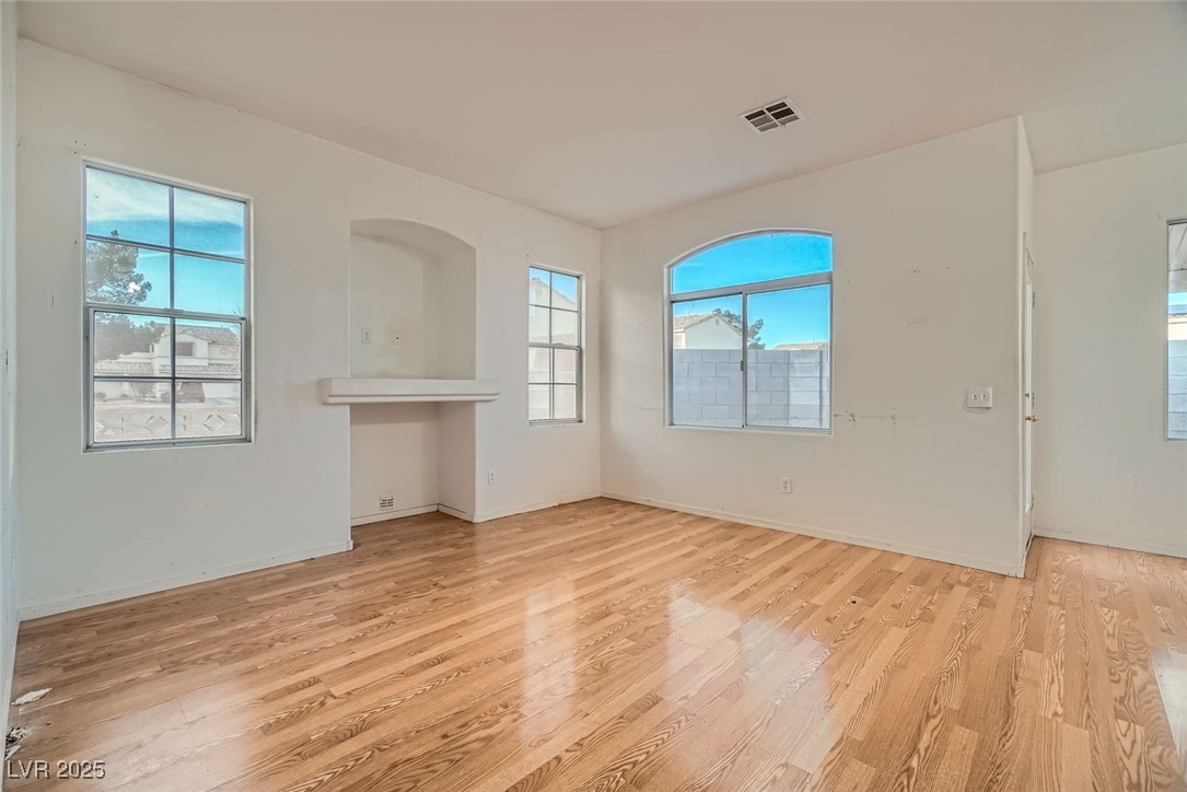 7728 White Flower Court Property Photo 6