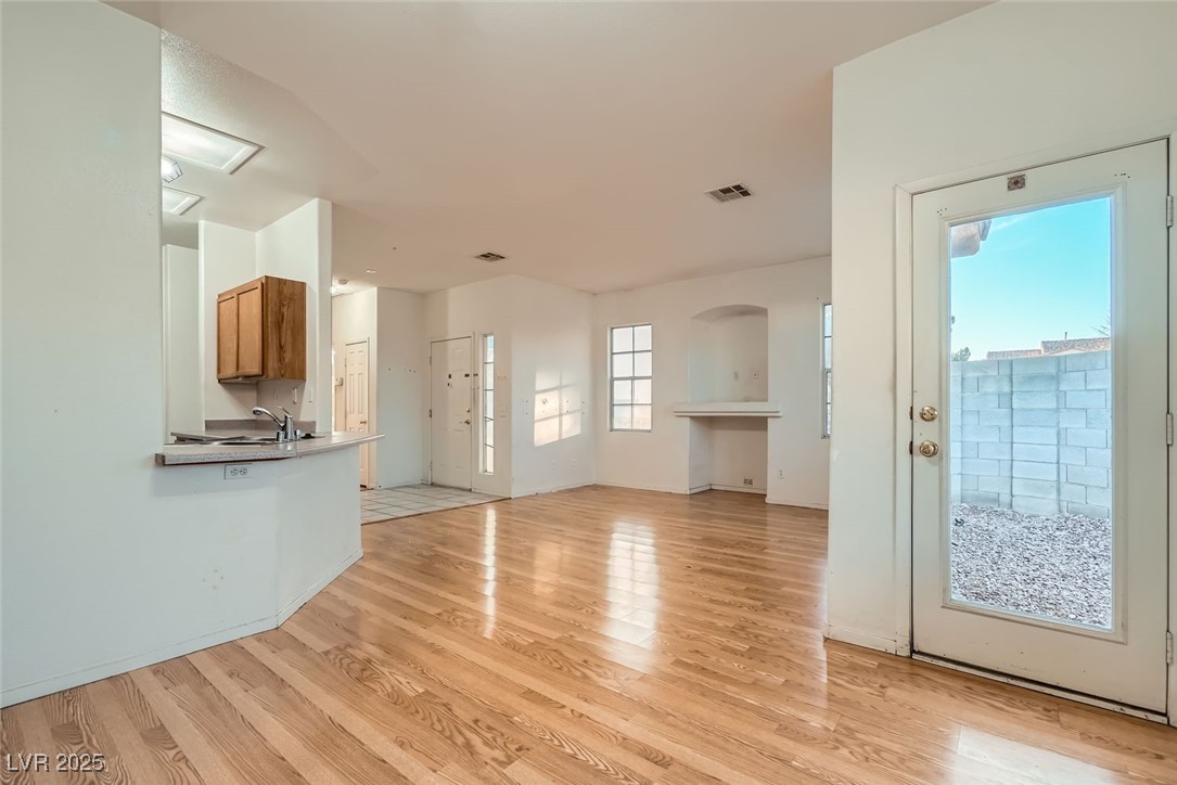 7728 White Flower Court Property Photo 10