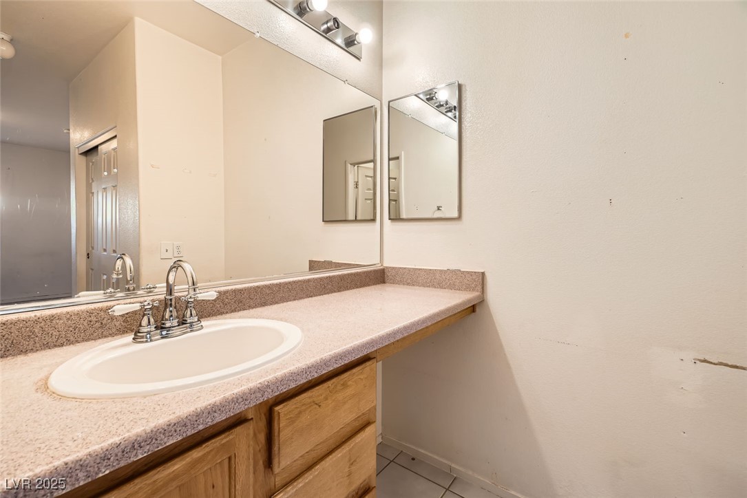 7728 White Flower Court Property Photo 16