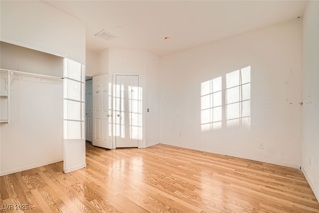 7728 White Flower Court Property Photo 18