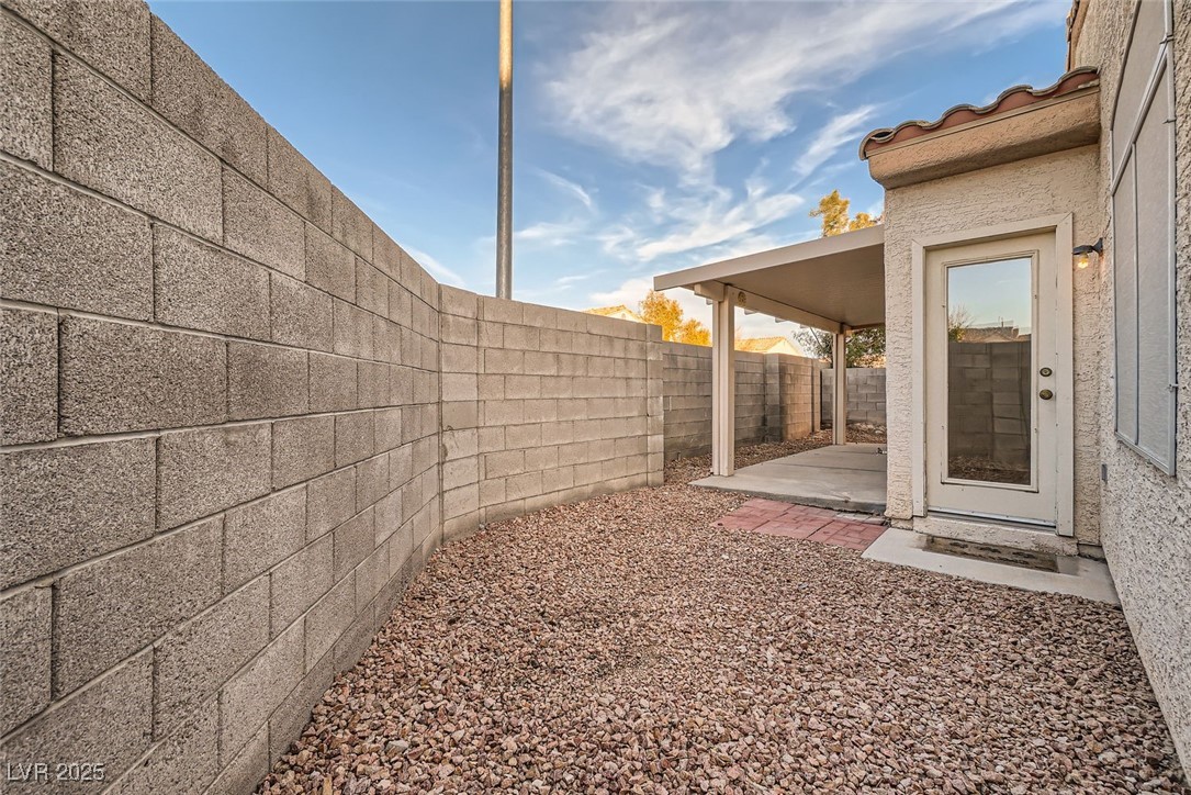 7728 White Flower Court Property Photo 20