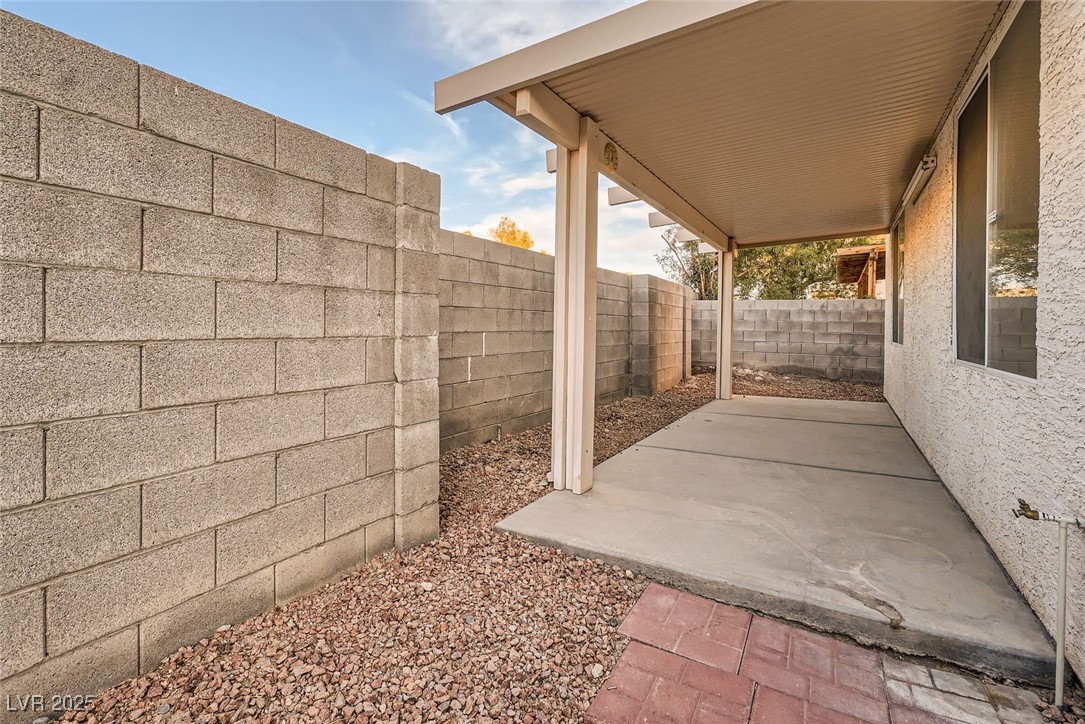 7728 White Flower Court Property Photo 21