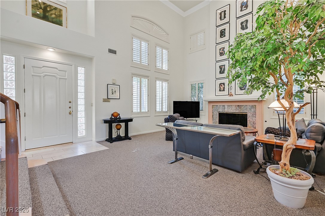 8460 Carmel Ridge Court Property Photo 3
