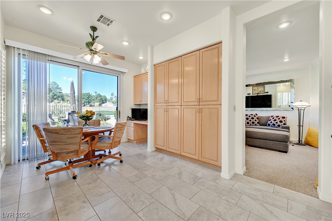 8460 Carmel Ridge Court Property Photo 8