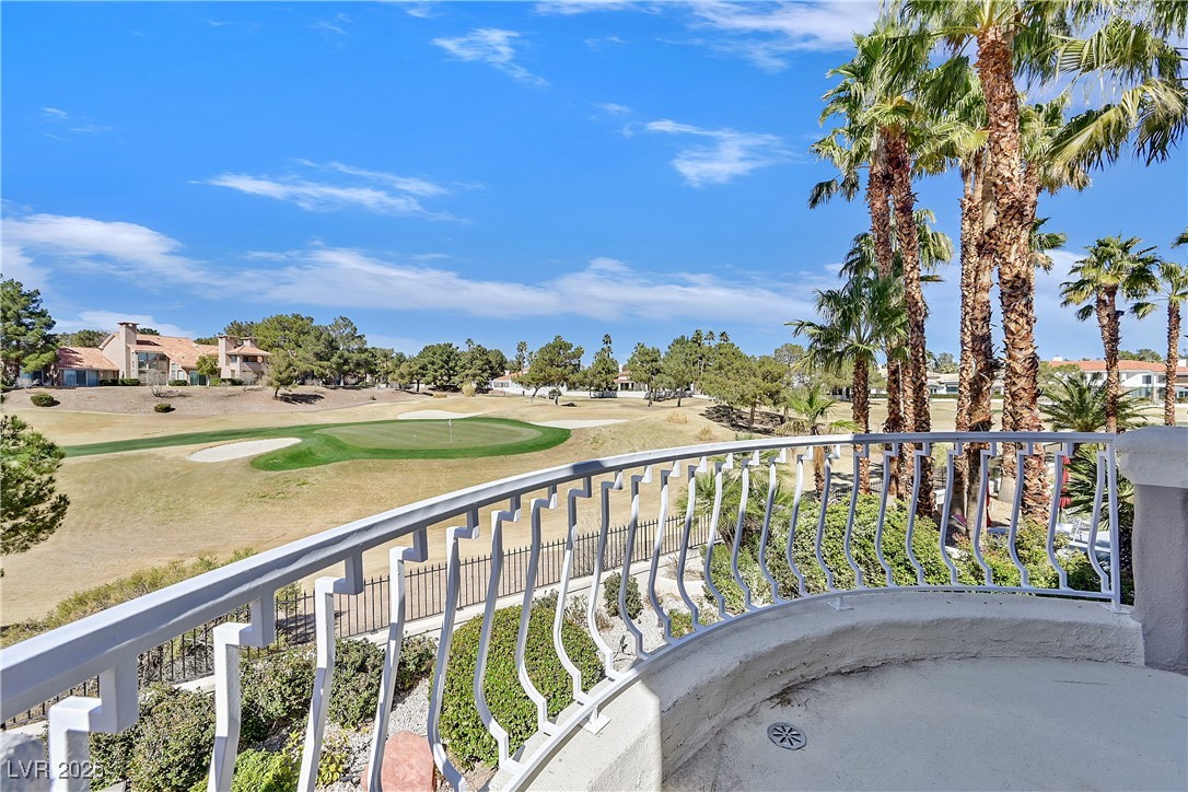 8460 Carmel Ridge Court Property Photo 27