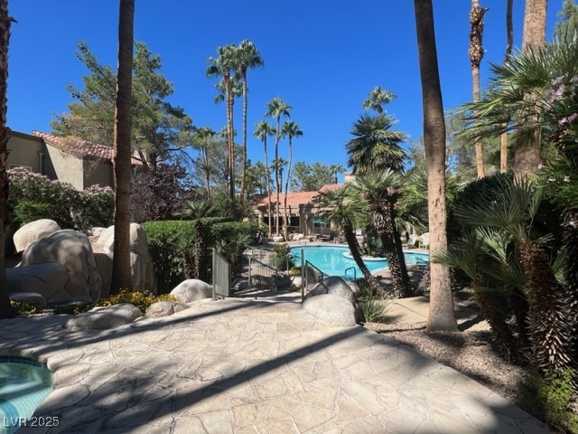 3145 East Flamingo Road 2075 Property Photo 39
