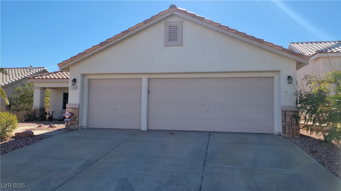 1147 Light Sky Avenue Property Photo 2