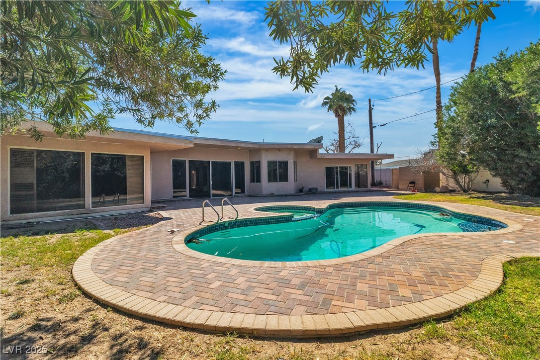 1409 Bonita Avenue Property Photo 3