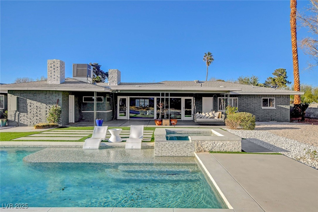 2711 Ashby Avenue Property Photo 3