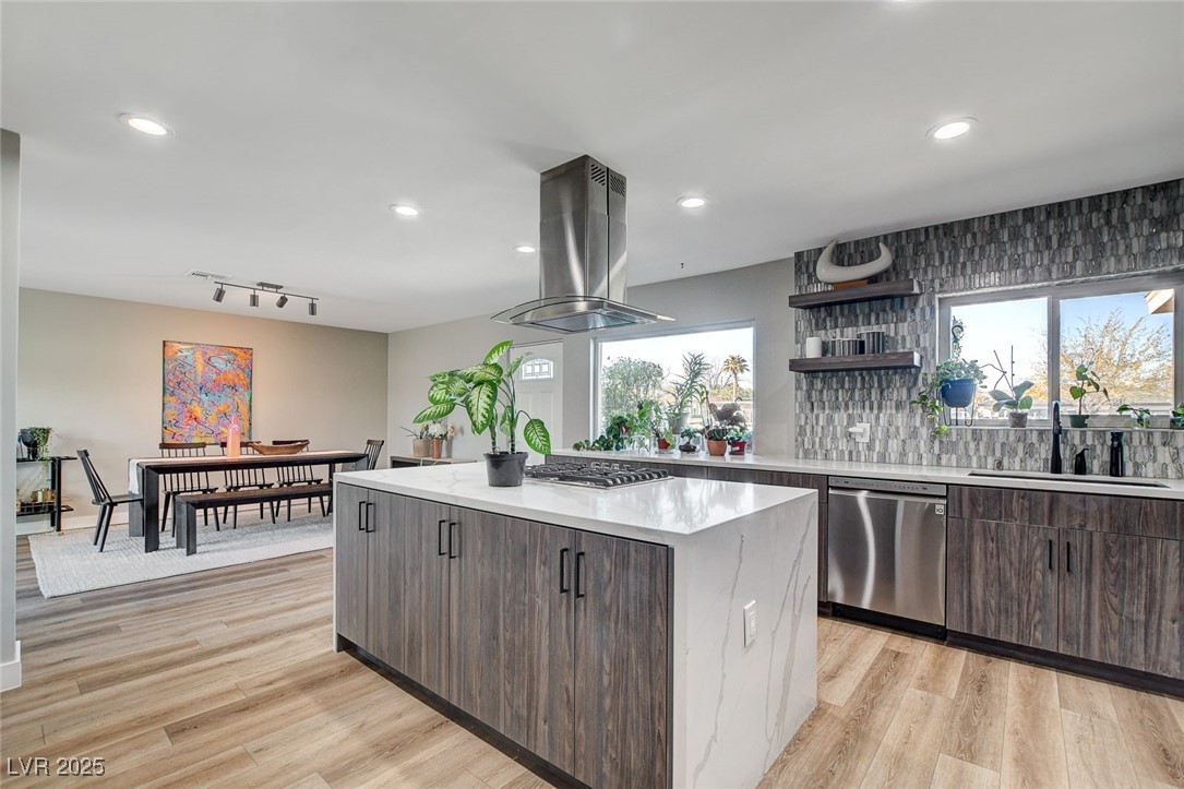 2711 Ashby Avenue Property Photo 18