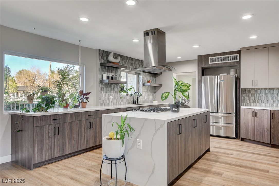 2711 Ashby Avenue Property Photo 19