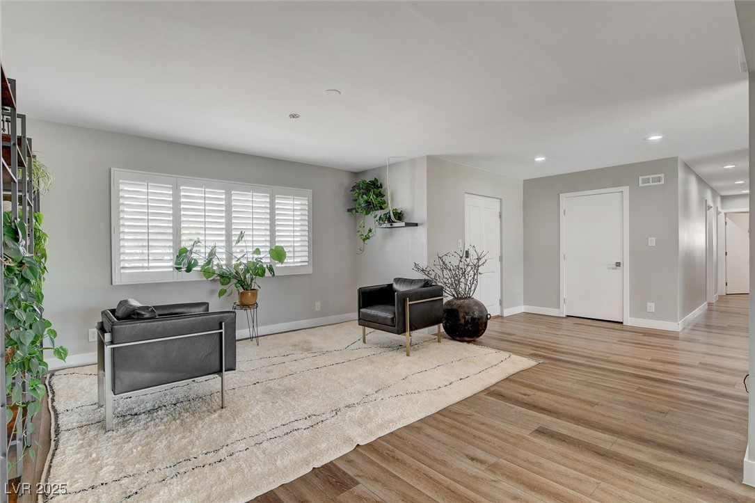 2711 Ashby Avenue Property Photo 37