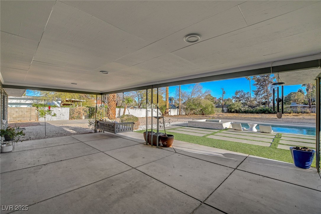 2711 Ashby Avenue Property Photo 52