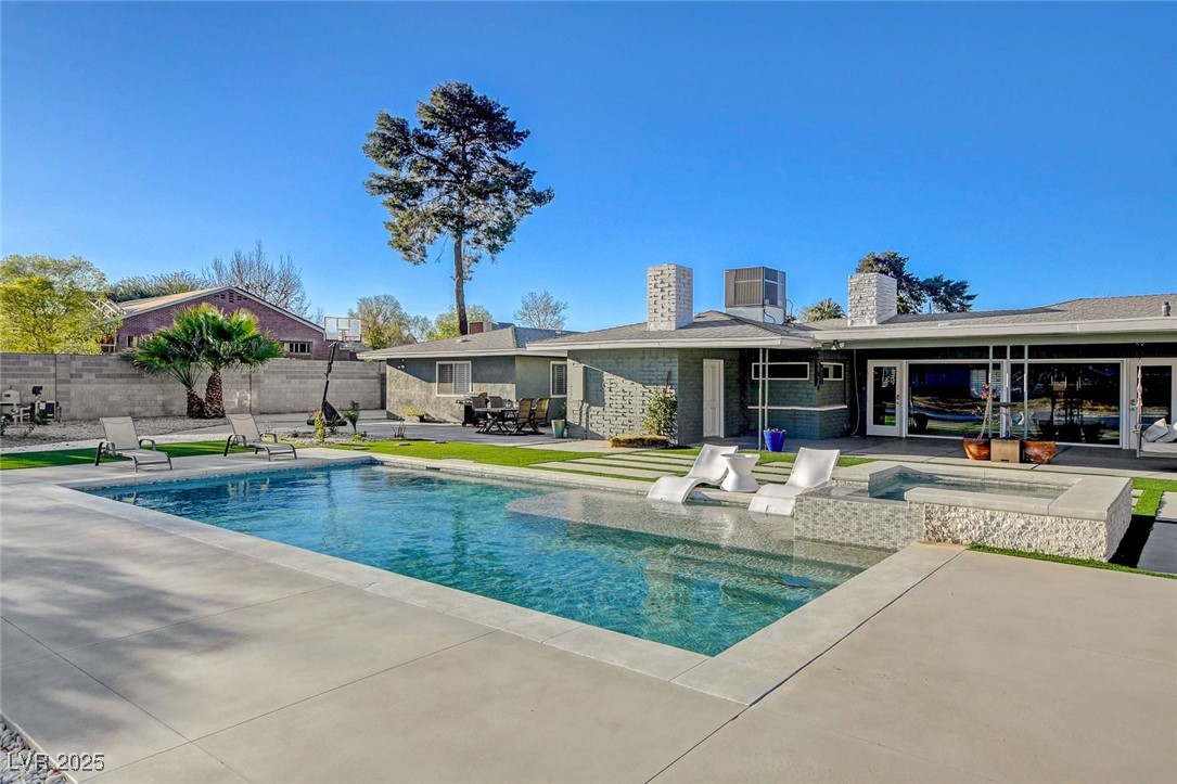 2711 Ashby Avenue Property Photo 54