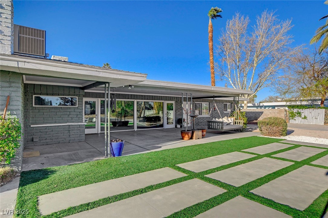 2711 Ashby Avenue Property Photo 55