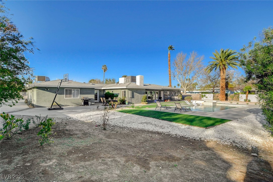 2711 Ashby Avenue Property Photo 58