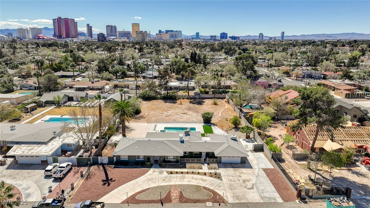 2711 Ashby Avenue Property Photo 72