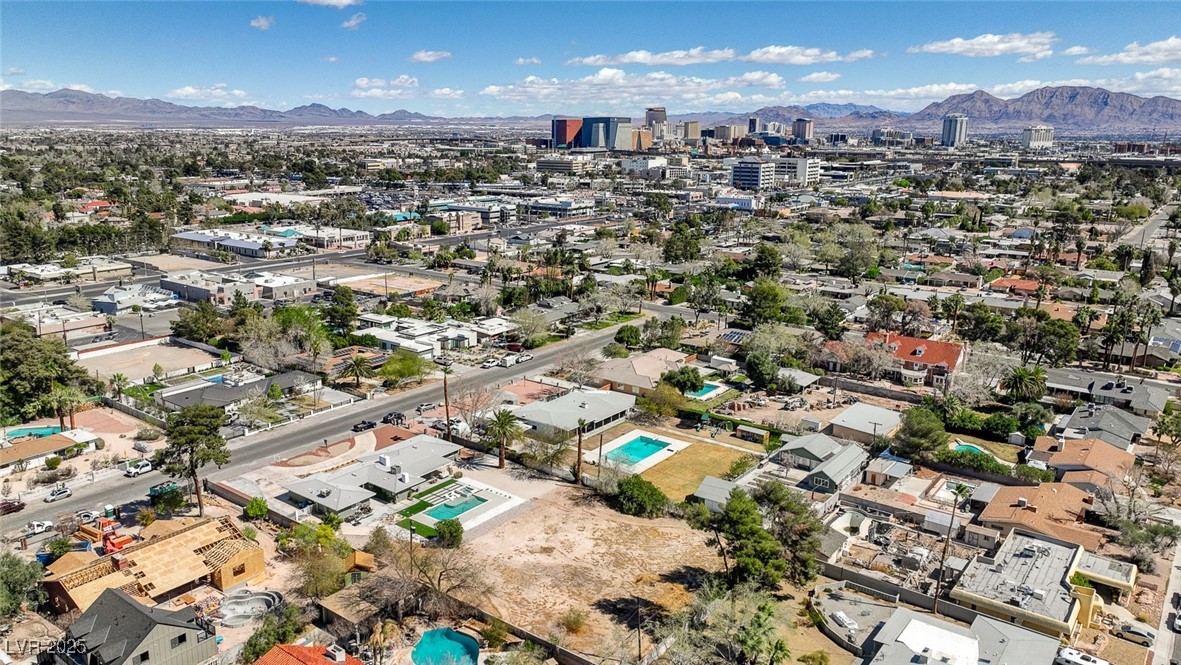 2711 Ashby Avenue Property Photo 75