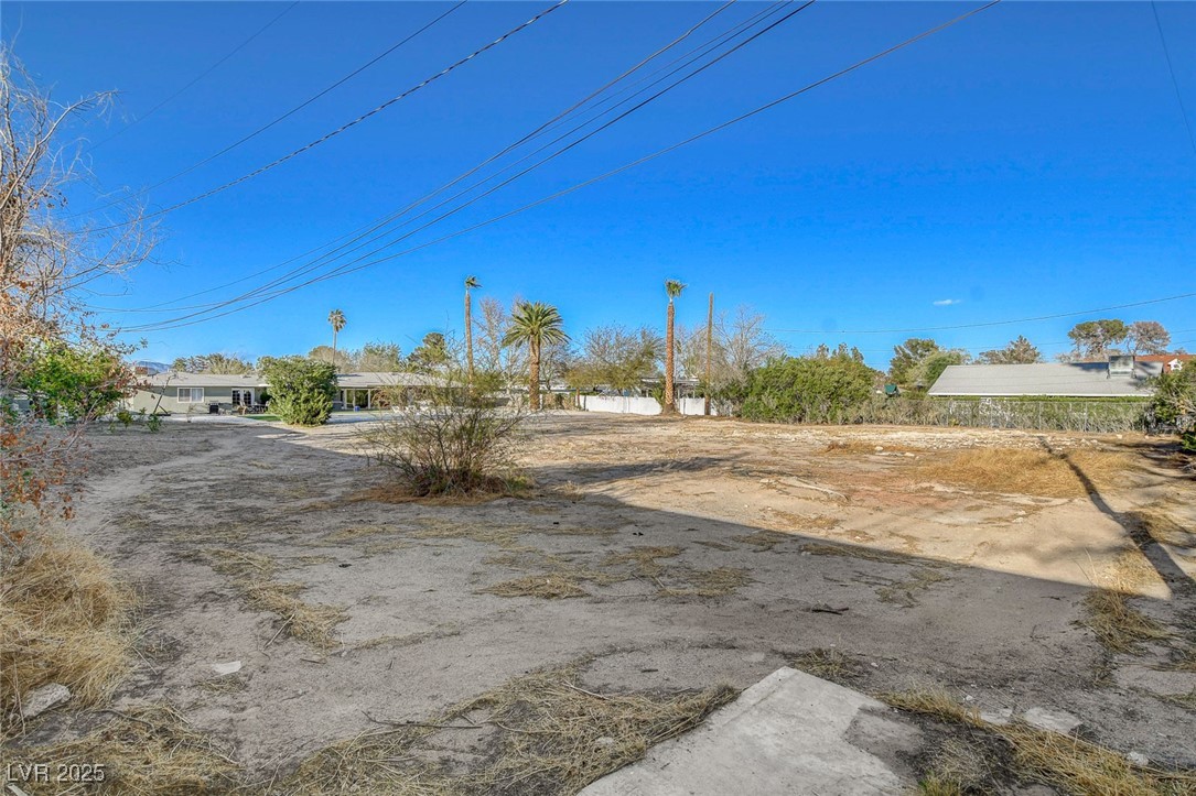 2711 Ashby Avenue Property Photo 87