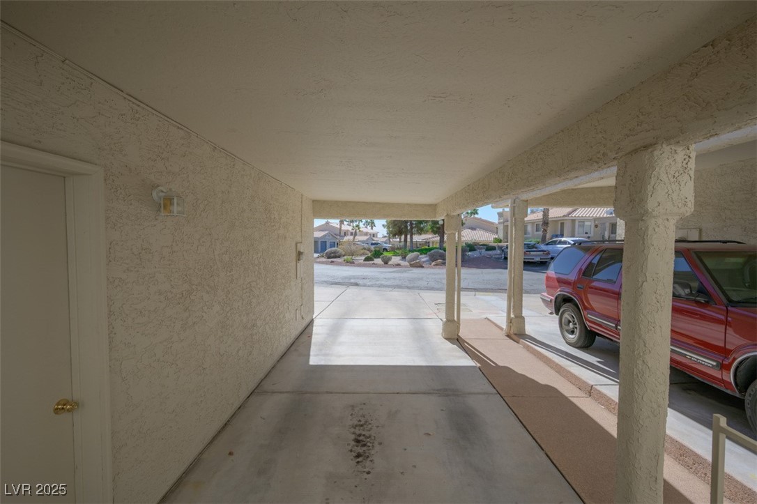 2194 Camel Mesa Drive Property Photo 3