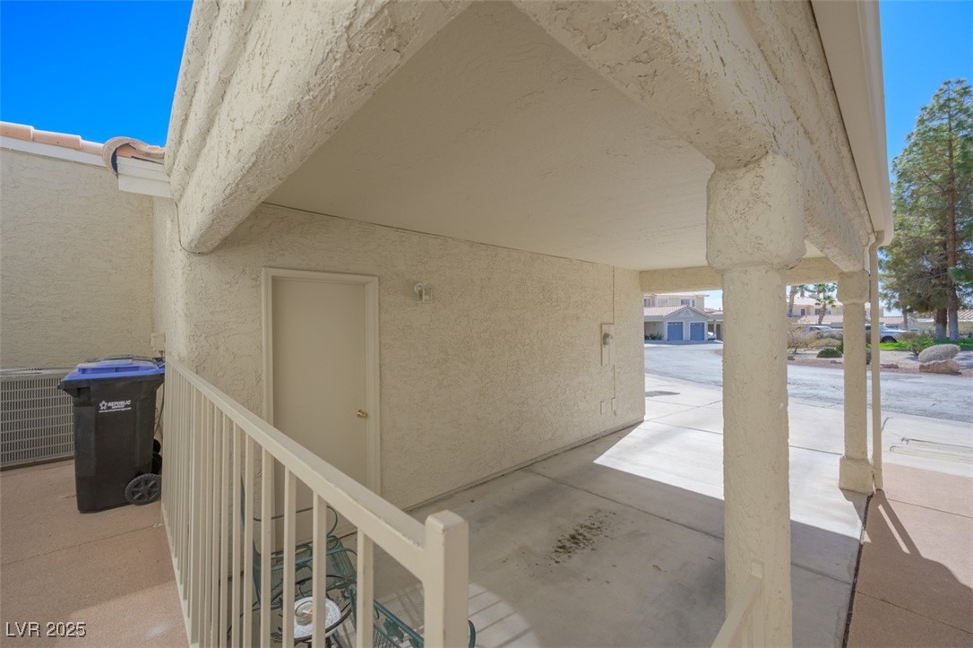 2194 Camel Mesa Drive Property Photo 4