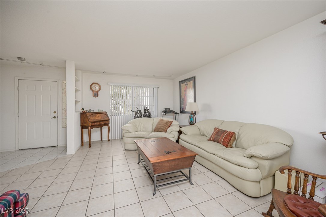 2194 Camel Mesa Drive Property Photo 10