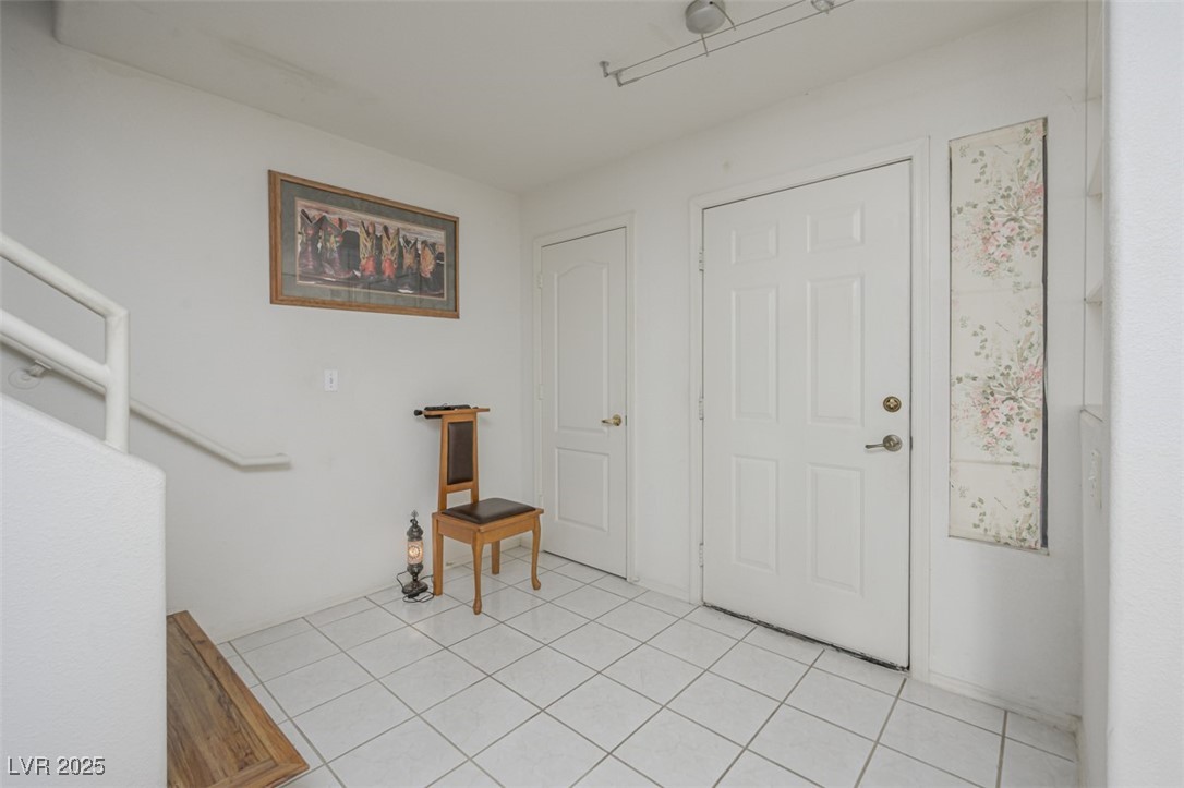 2194 Camel Mesa Drive Property Photo 12